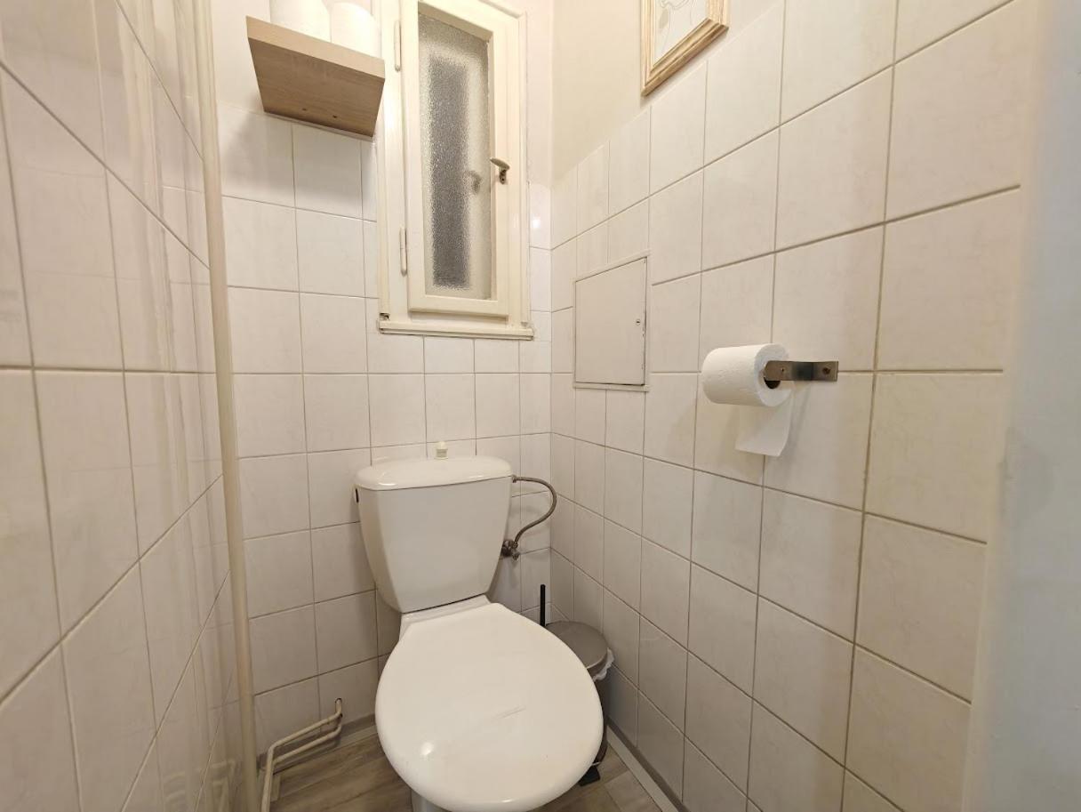 Flat In Zizkov -302- Praha